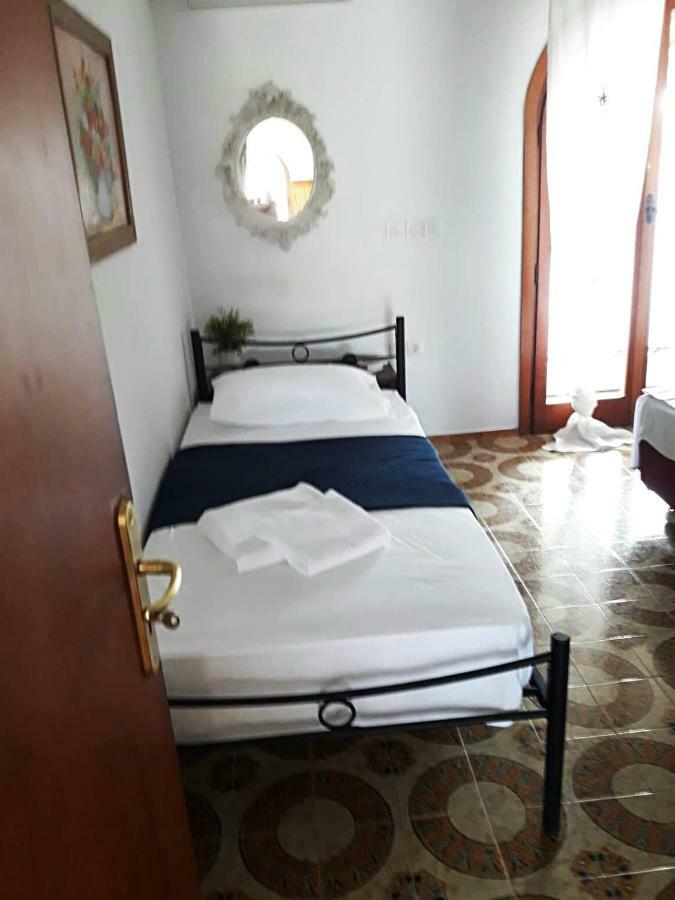 Apollonion Apartment Aigina Perdika  Exterior photo